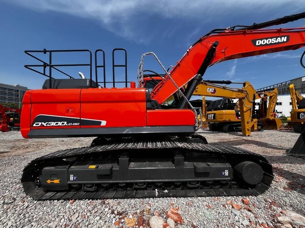 Doosan DX 300 LC-9C 대형 굴삭기 29톤 이상