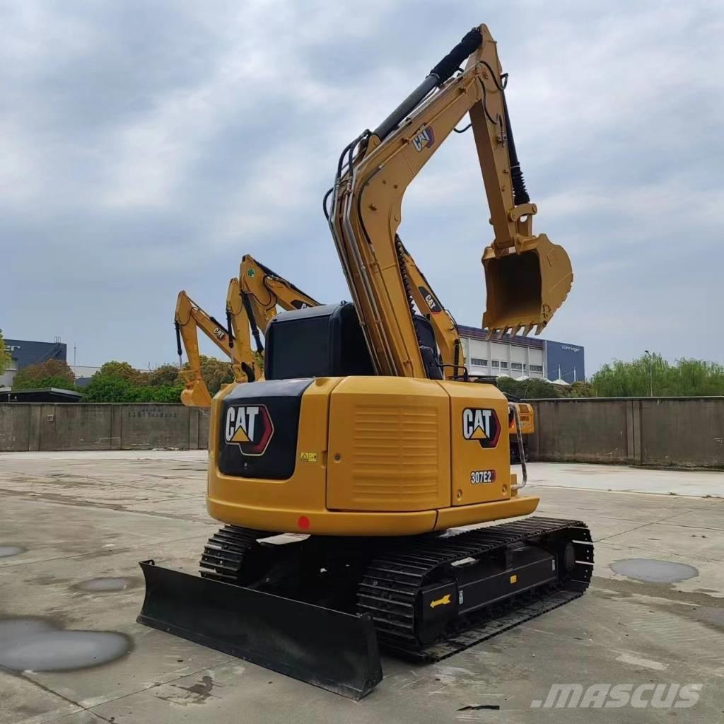CAT 307E2 텔레스코픽 휠 로더