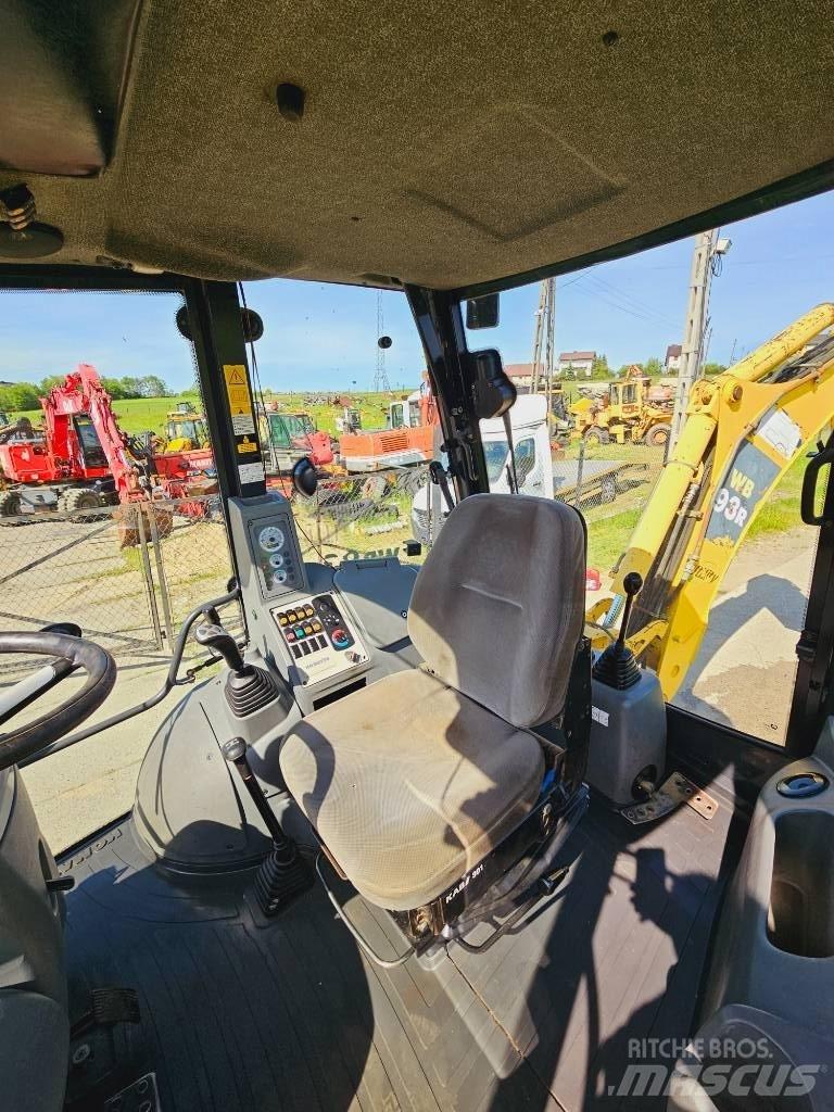 Komatsu WB 93 R 백호로더
