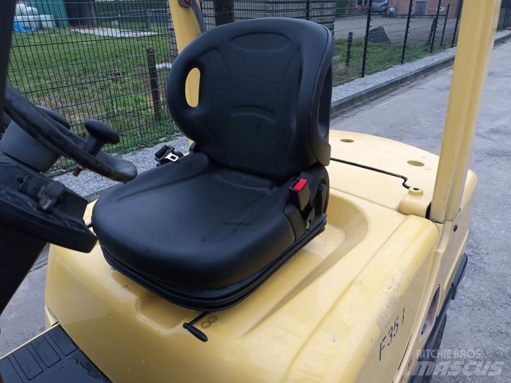 Hyster H2.5FT 디젤 지게차