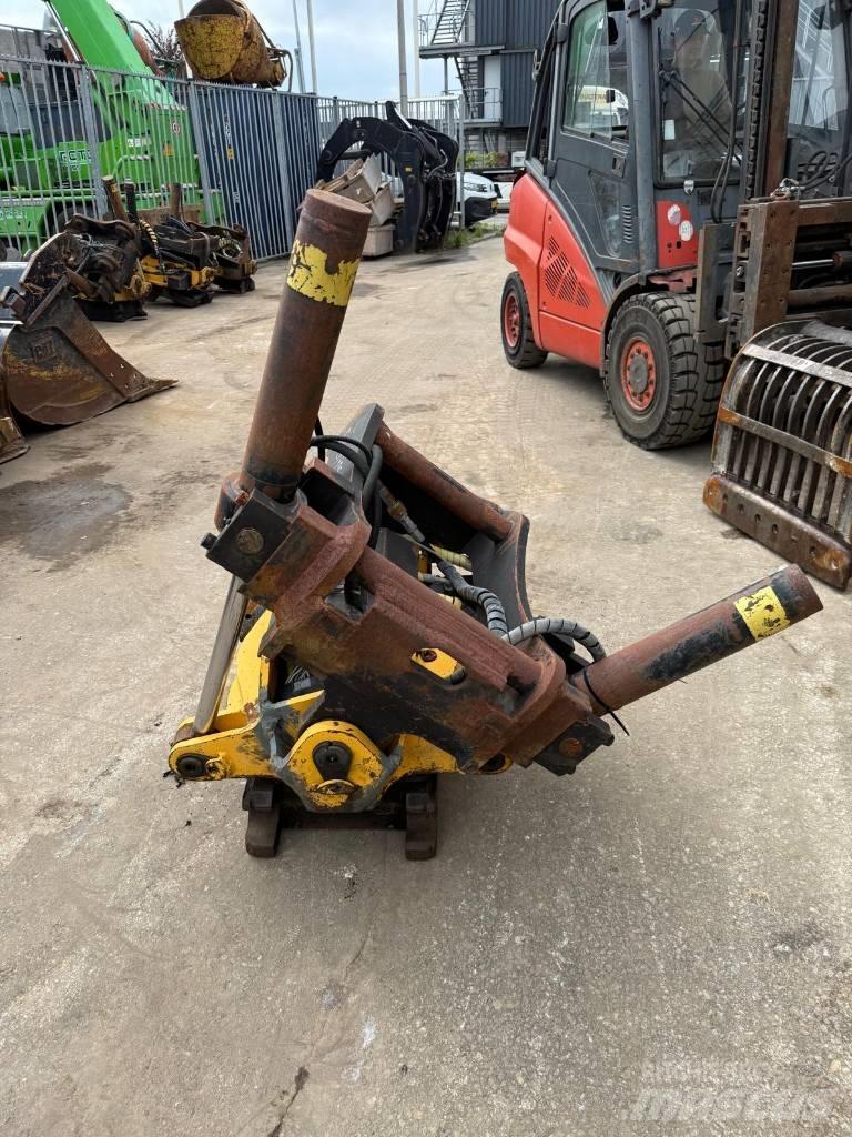 Engcon EC 30 로테이터