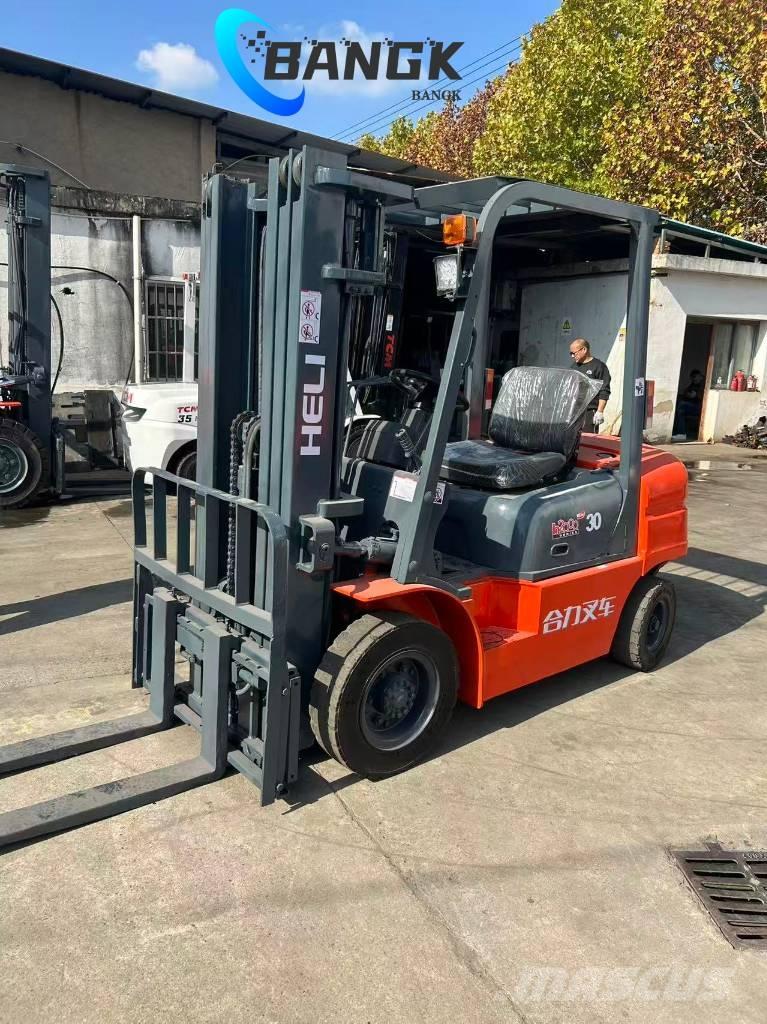 Heli K30 디젤 지게차