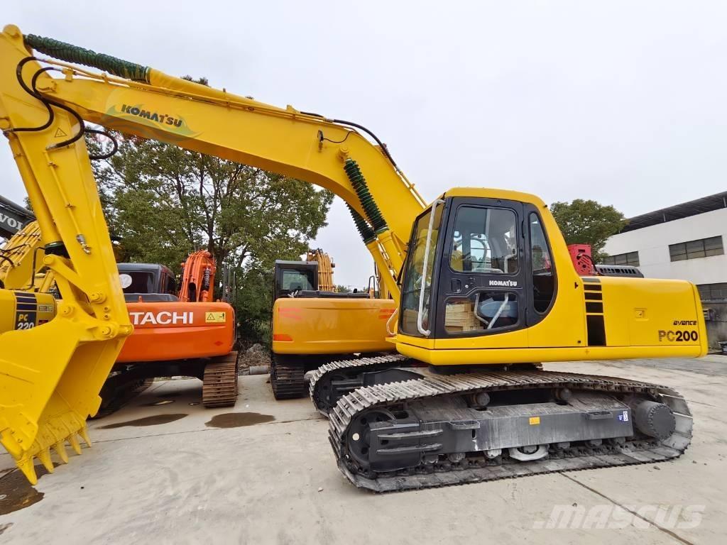 Komatsu PC 200-6 대형 굴삭기 29톤 이상