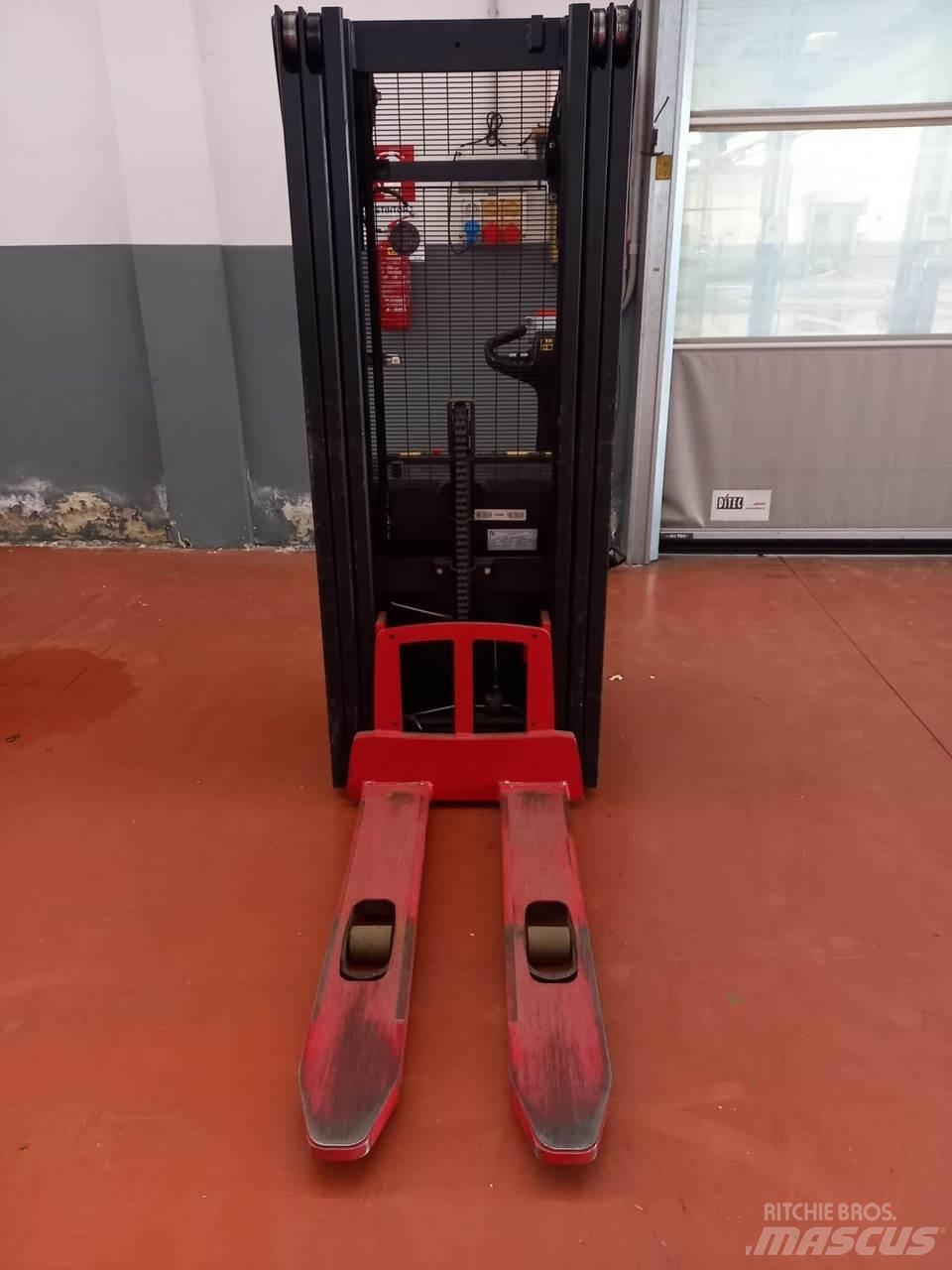 Hyster S1.2 포크리프트