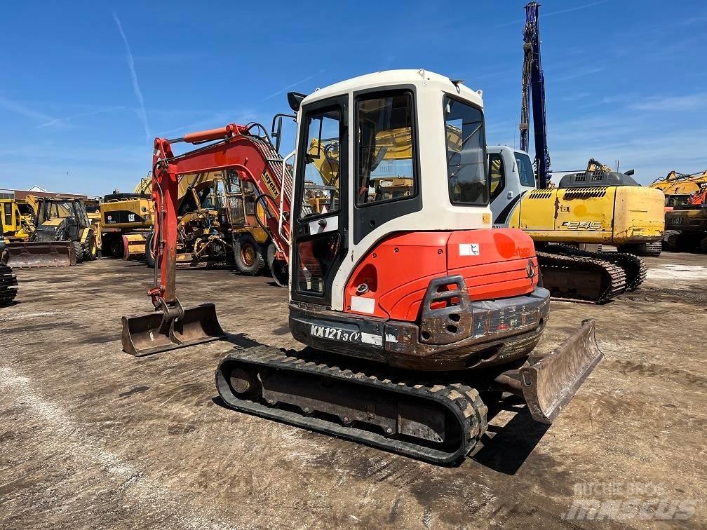 Kubota KX 121-3 소형 굴삭기 7톤 미만