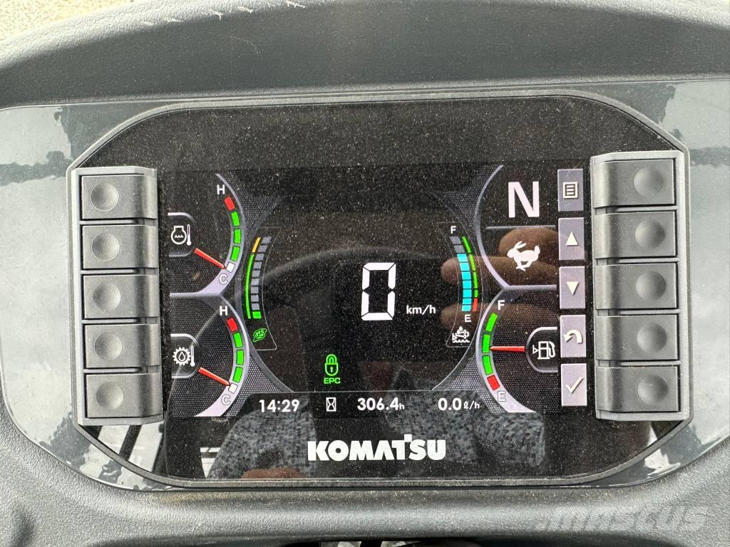 Komatsu WA 100  휠로우더