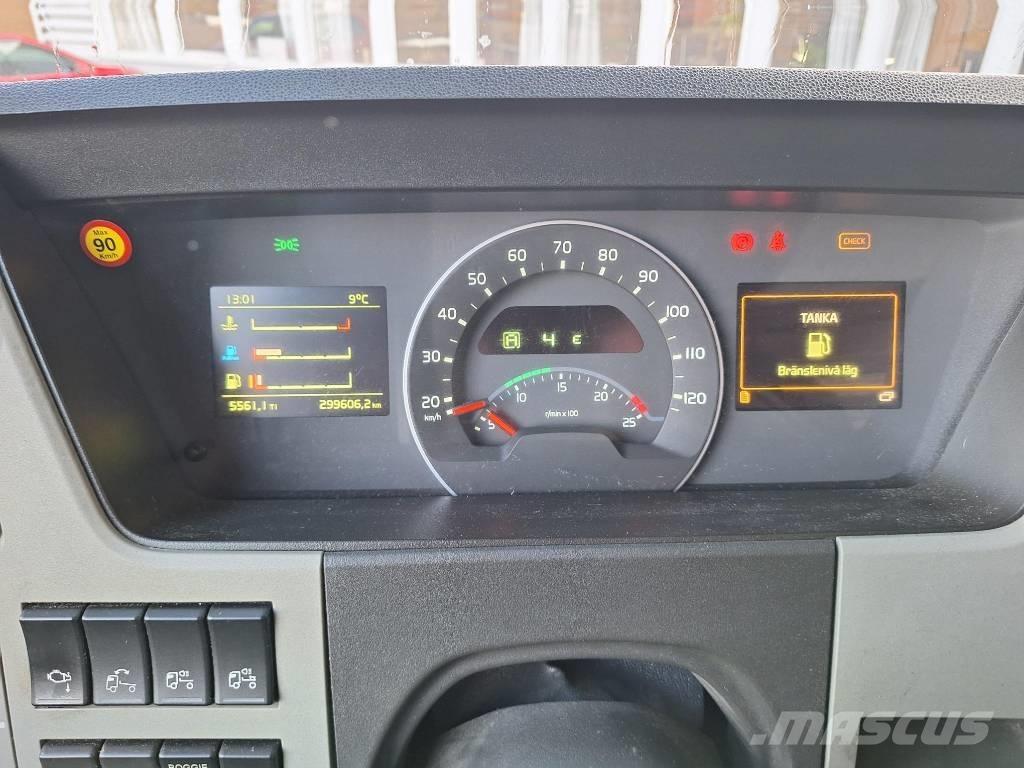 Volvo FM  6x2 크레인 트럭