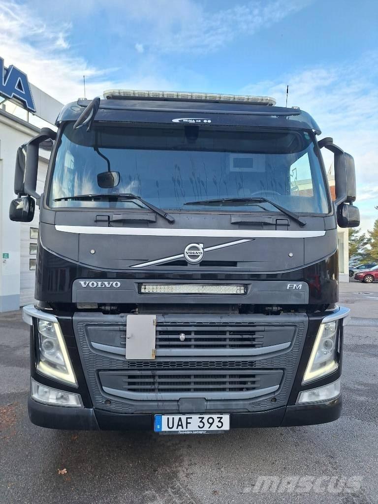 Volvo FM  6x2 크레인 트럭