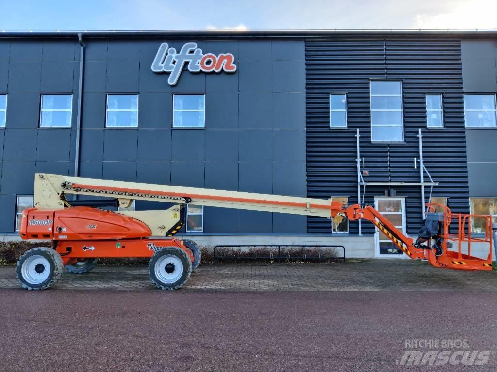 JLG M600JP Bomlift 관절형 전동이동 리프트