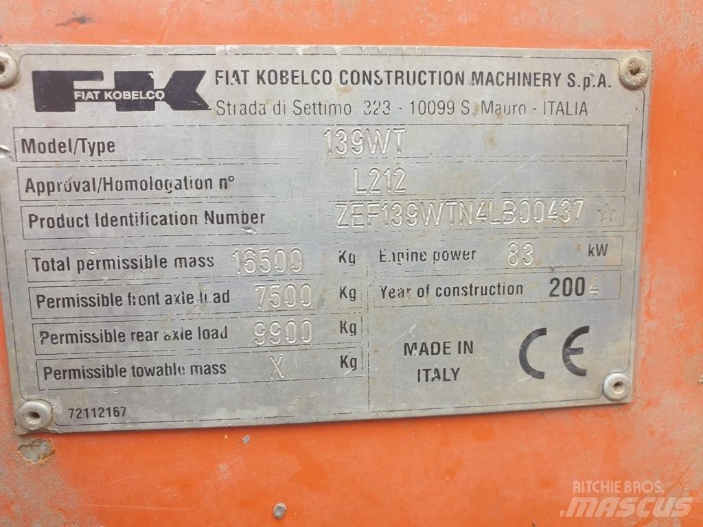 Fiat-Kobelco E 145 W  휠 굴삭기