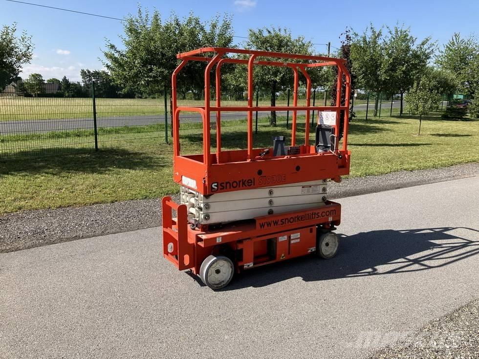 Snorkel S 1930 E 가위형 리프트