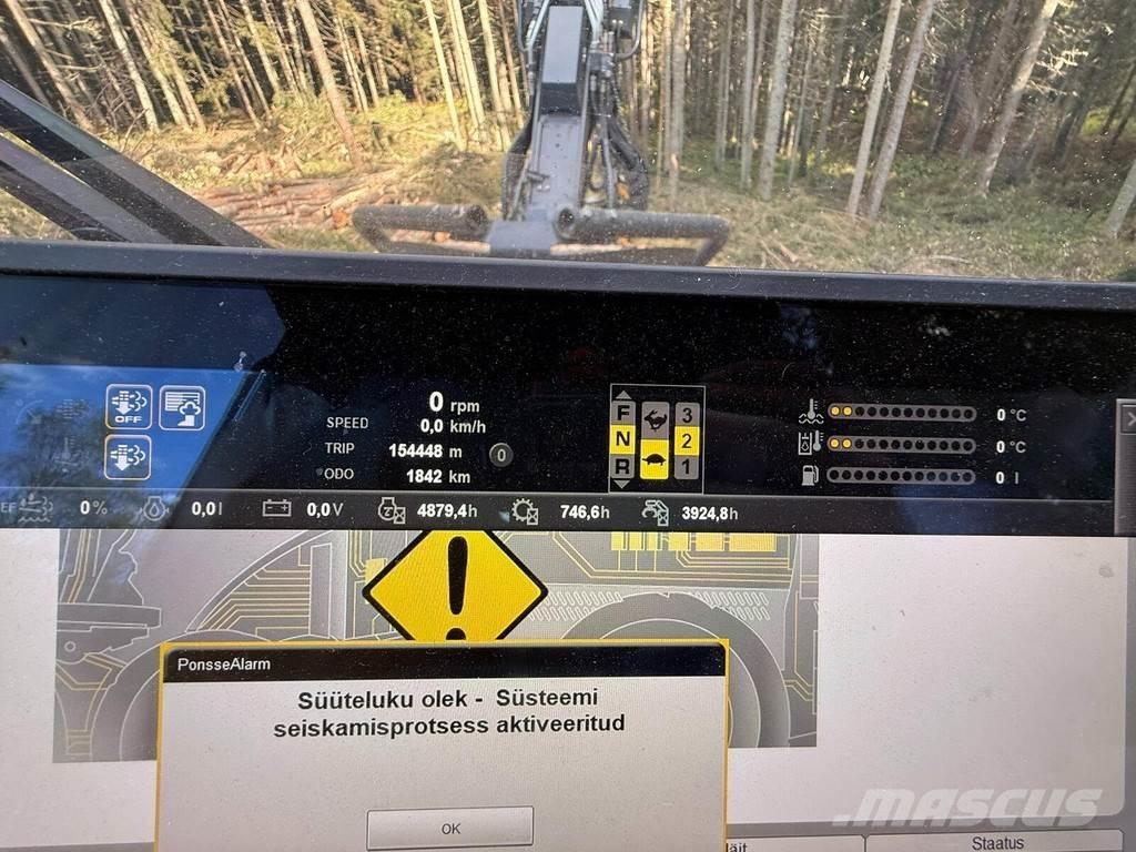 Ponsse Ergo 8W 원목 하베스터