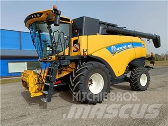 New Holland CX 8.85 콤바인 수확기