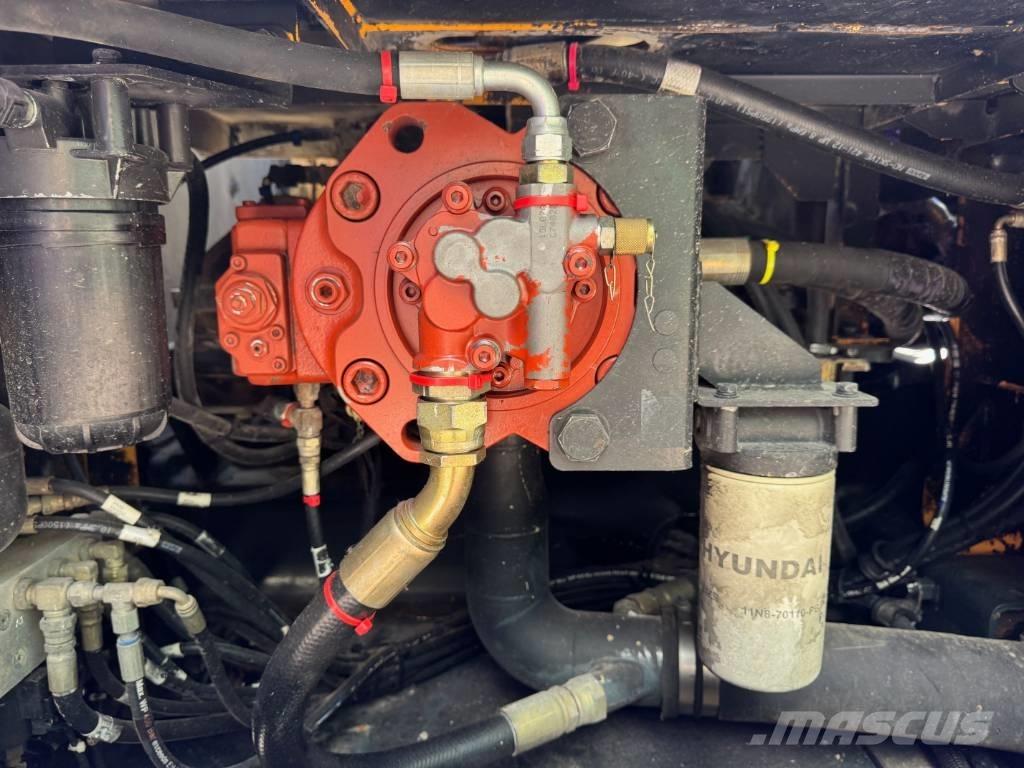 Hyundai HX 260 L 대형 굴삭기 29톤 이상