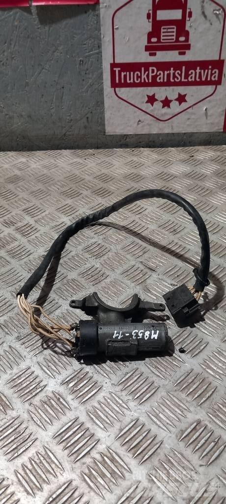 MAN TGA   81464336004 캐빈 및 인테리어