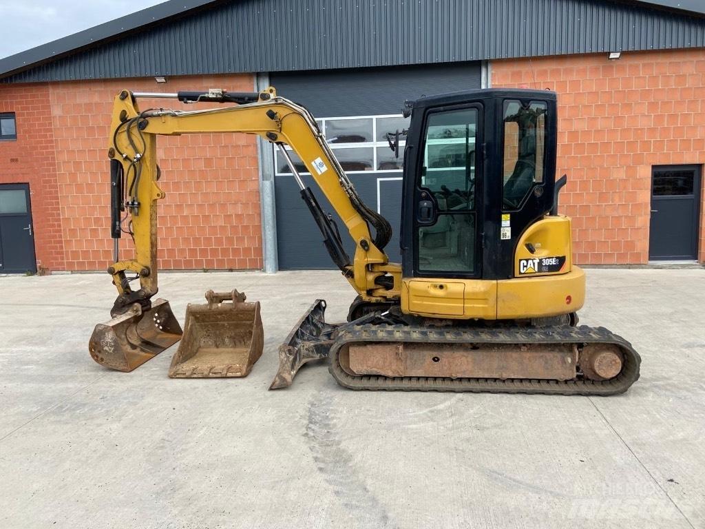 CAT 305 E2 소형 굴삭기 7톤 미만