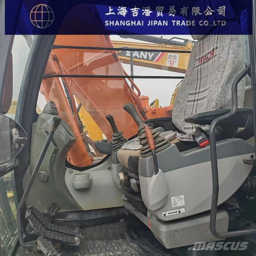 Hitachi ZX 130 대형 굴삭기 29톤 이상