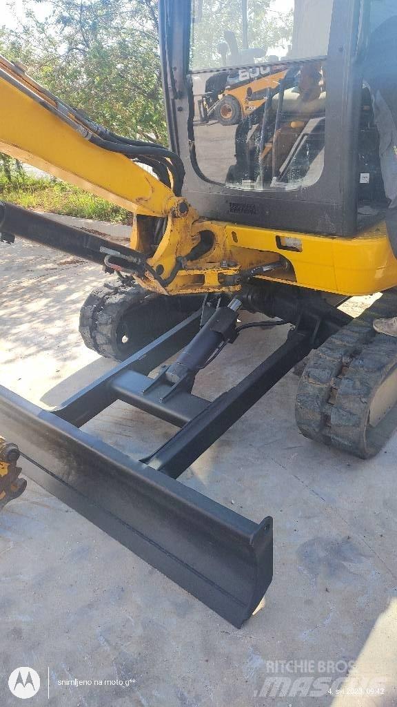 JCB 8035 ZTS 소형 굴삭기 7톤 미만