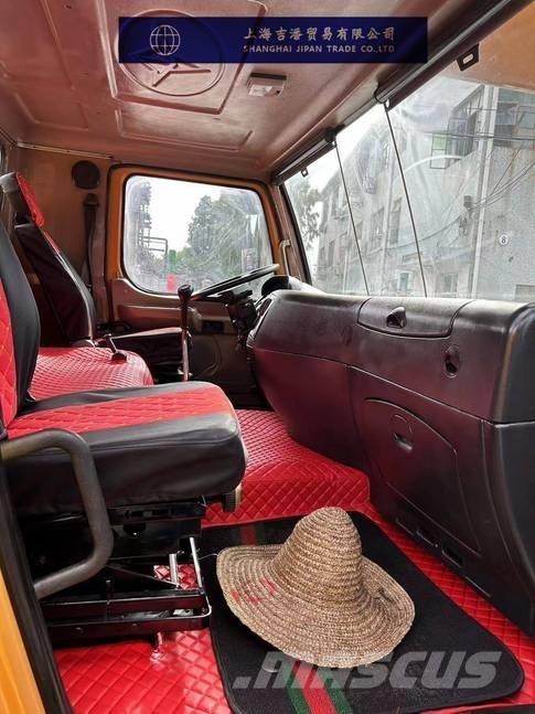 XCMG QY 70 K A/T 크레인