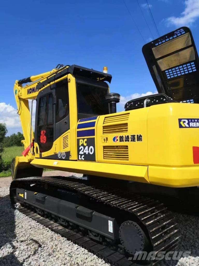 Komatsu PC 240 LC-8 대형 굴삭기 29톤 이상