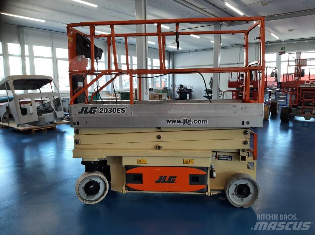 JLG 2030 ES 가위형 리프트