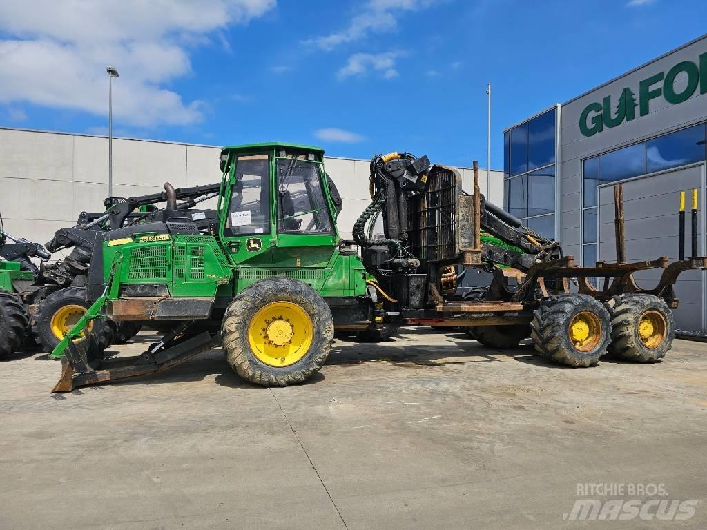 John Deere 1510G 원목 포워더