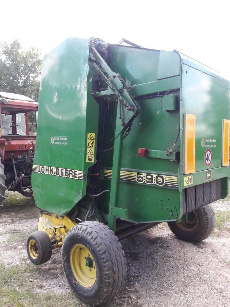John Deere 590 원형 곤포기