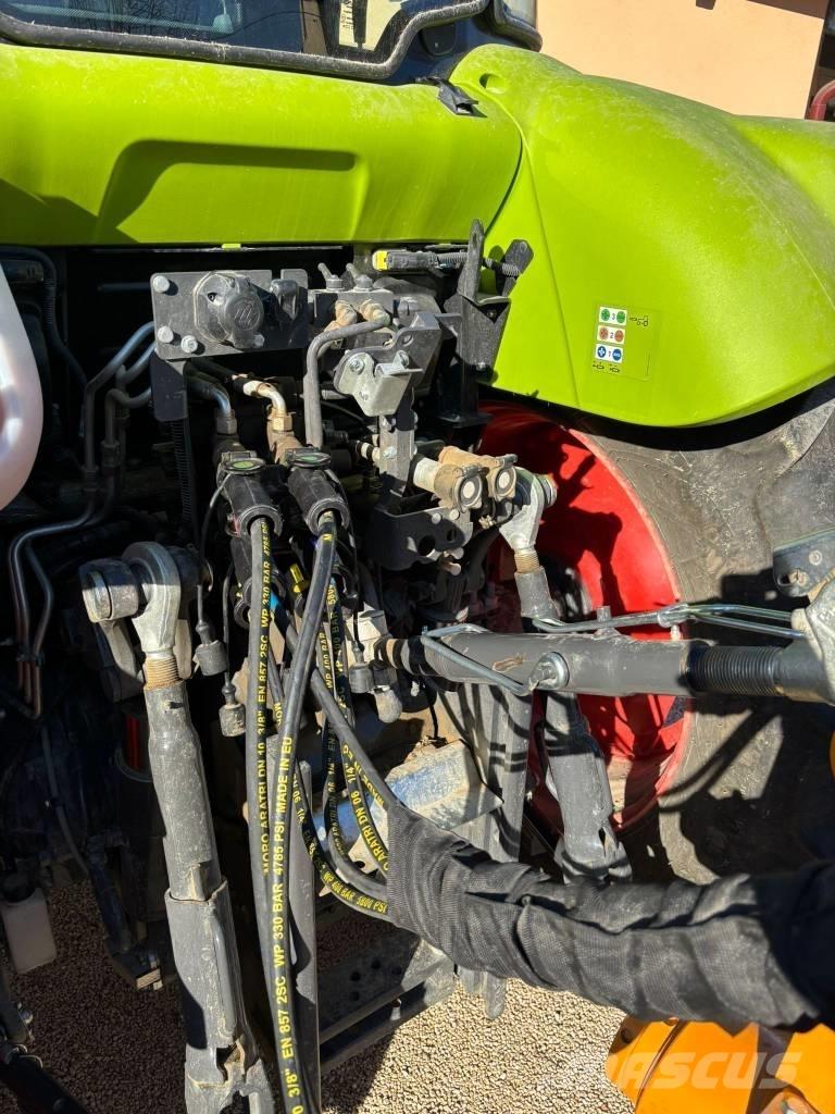 CLAAS Arion 450 트랙터