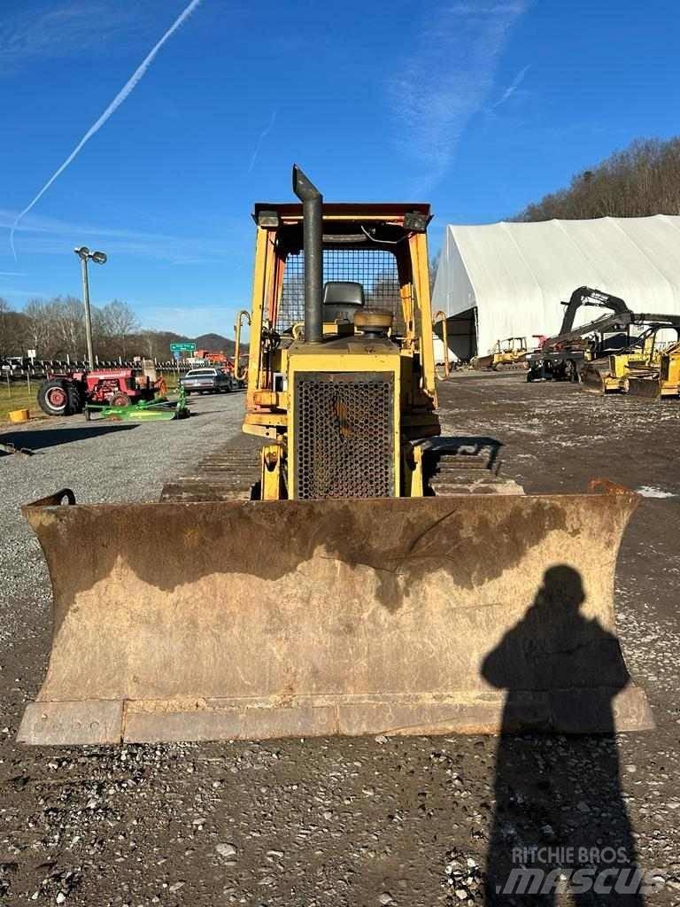 CAT D5C 크롤러 도저