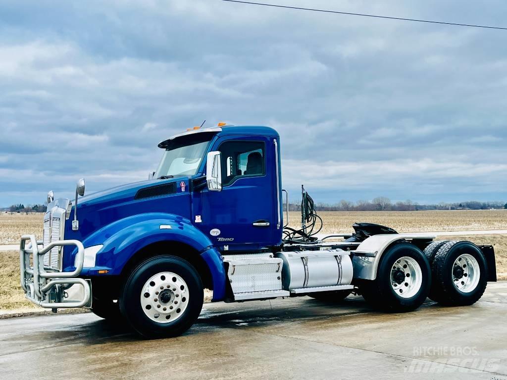 Kenworth T 880 트랙터 유닛