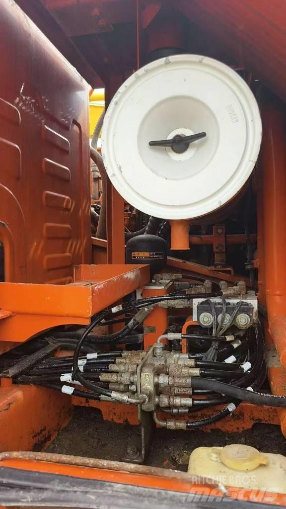 Doosan DH 225 LC-7 대형 굴삭기 29톤 이상