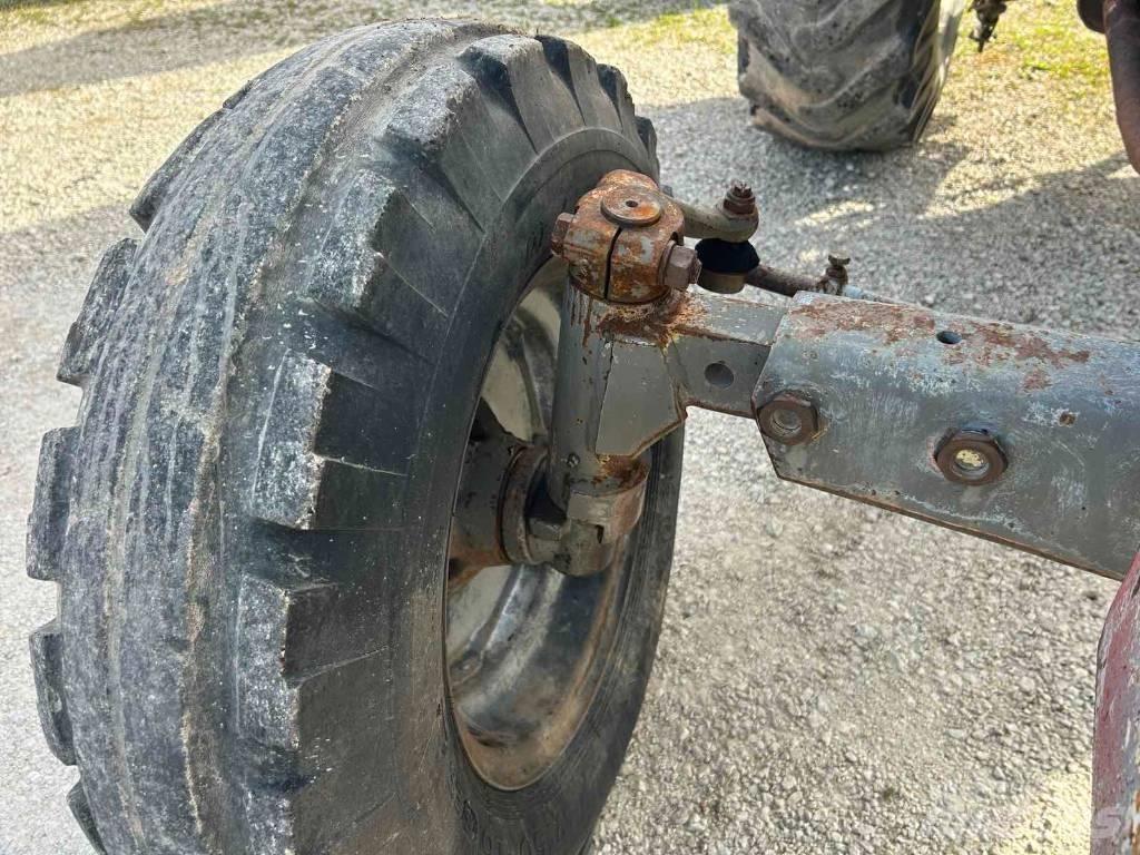 Massey Ferguson 165 트랙터