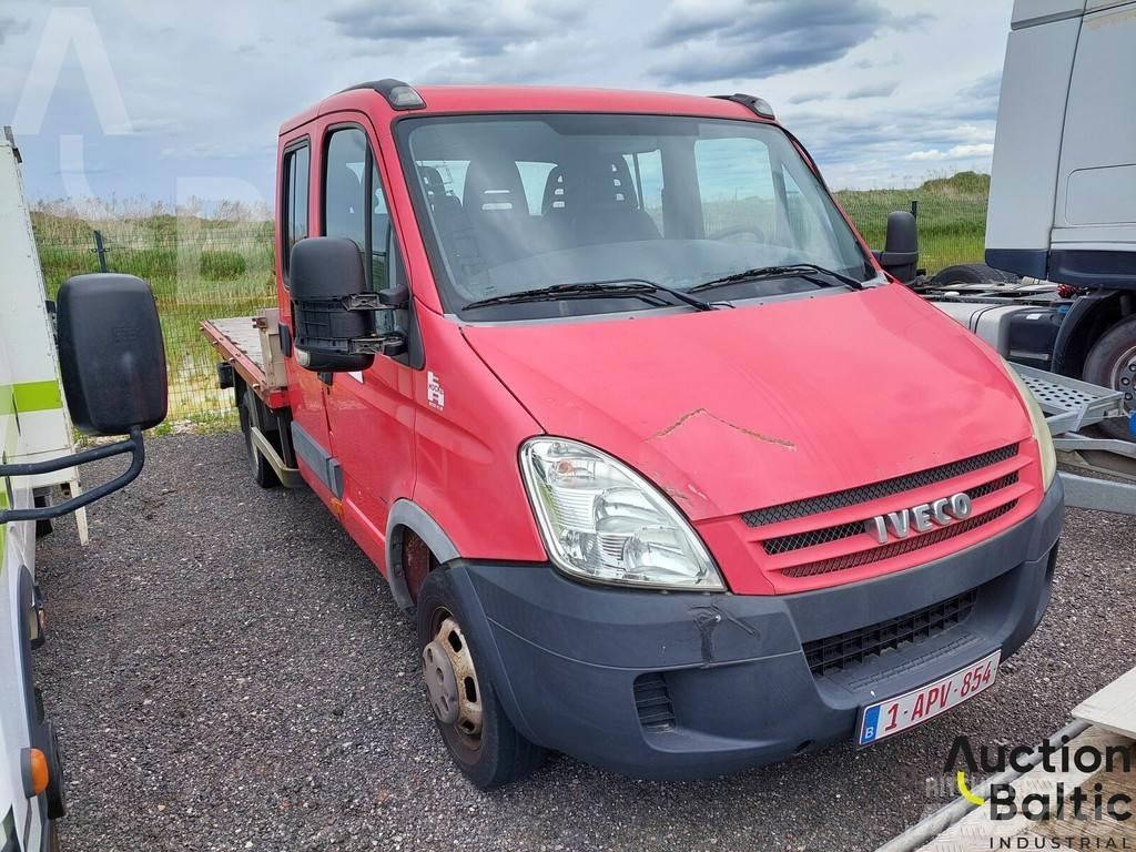 Iveco 50C18 플랫베드/드롭사이드 트럭