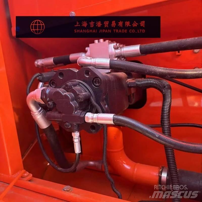 Doosan DX 150 중형굴삭기 7톤-28톤