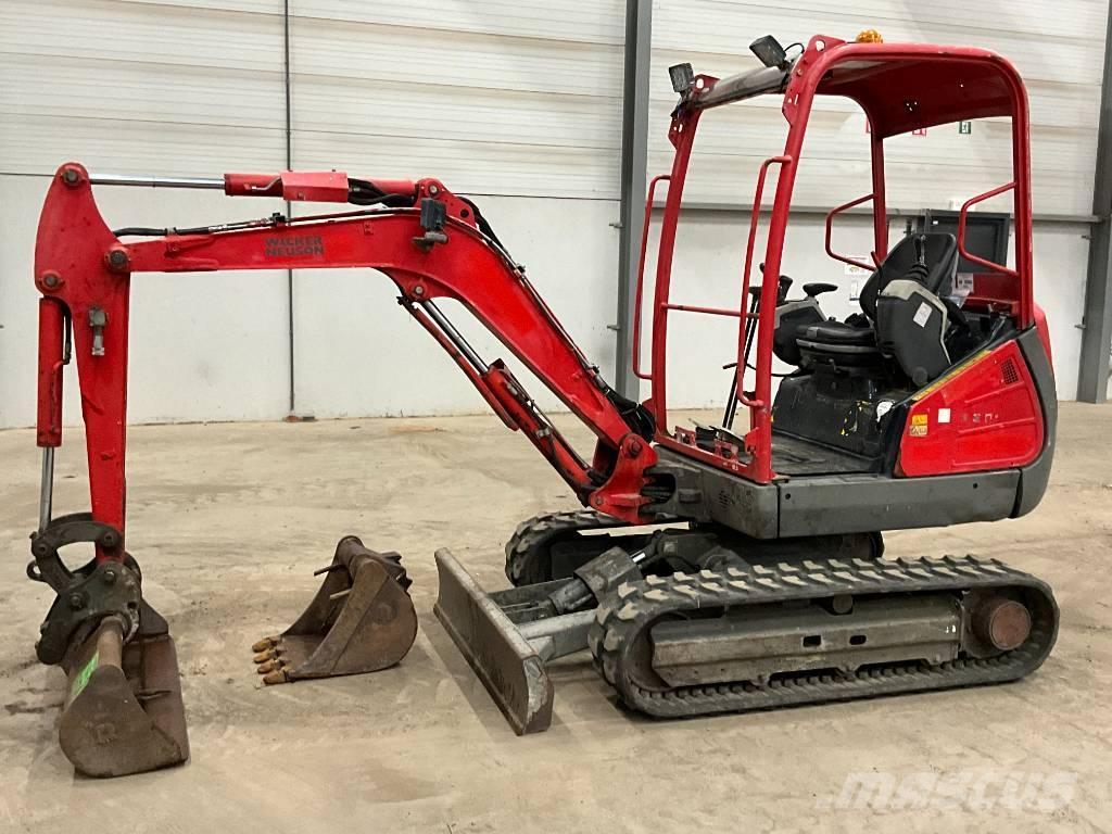 Neuson ET 24 소형 굴삭기 7톤 미만