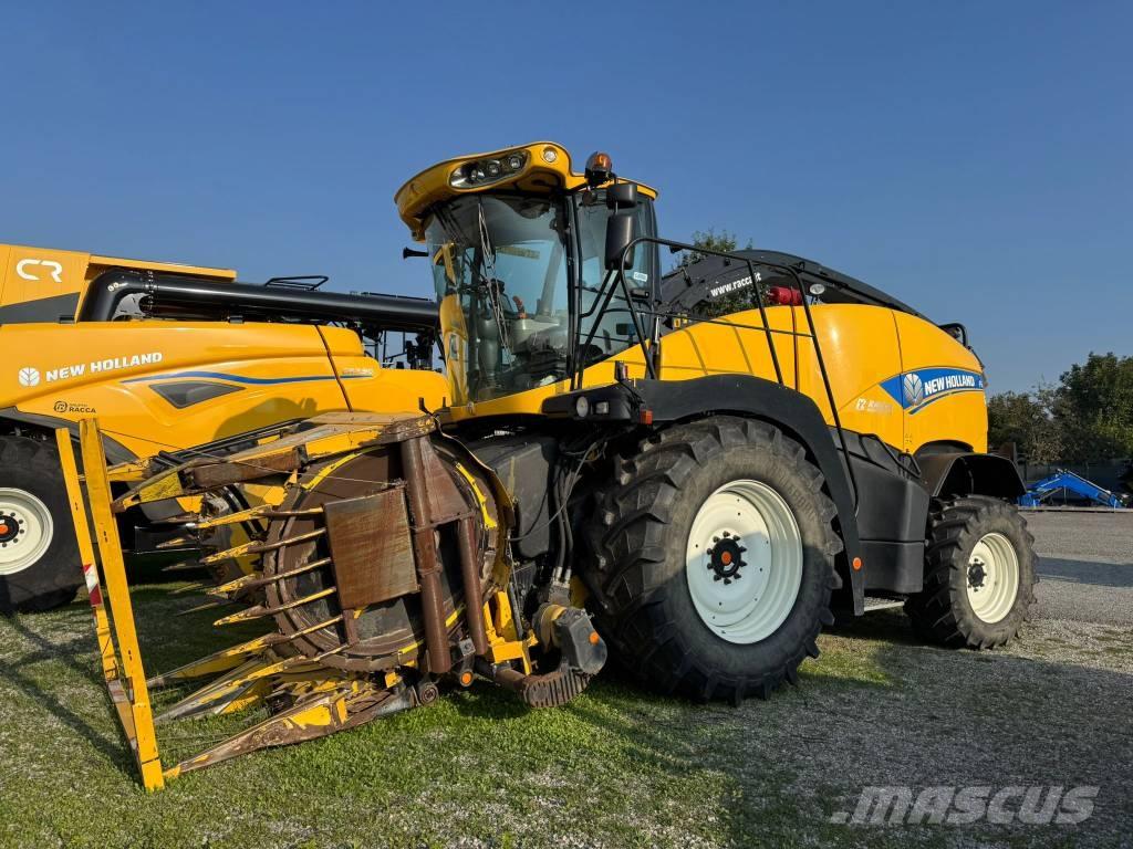 New Holland FR 600 자동 초지기계