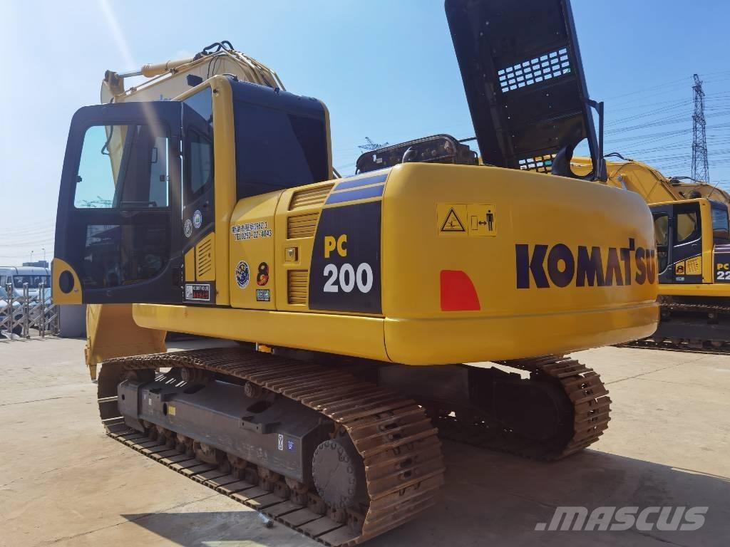Komatsu PC 200-8 대형 굴삭기 29톤 이상