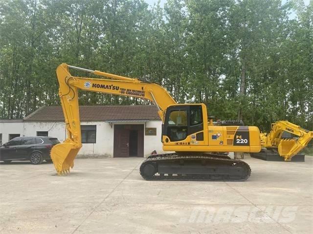 Komatsu PC 220-8 대형 굴삭기 29톤 이상