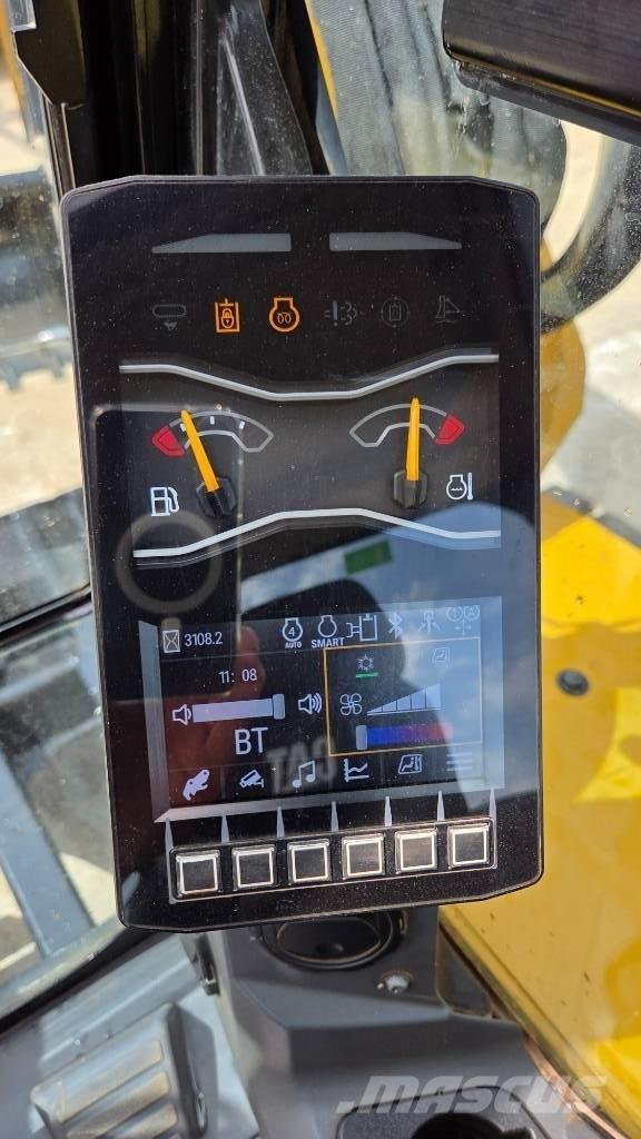 CAT 308 C CR 중형굴삭기 7톤-28톤