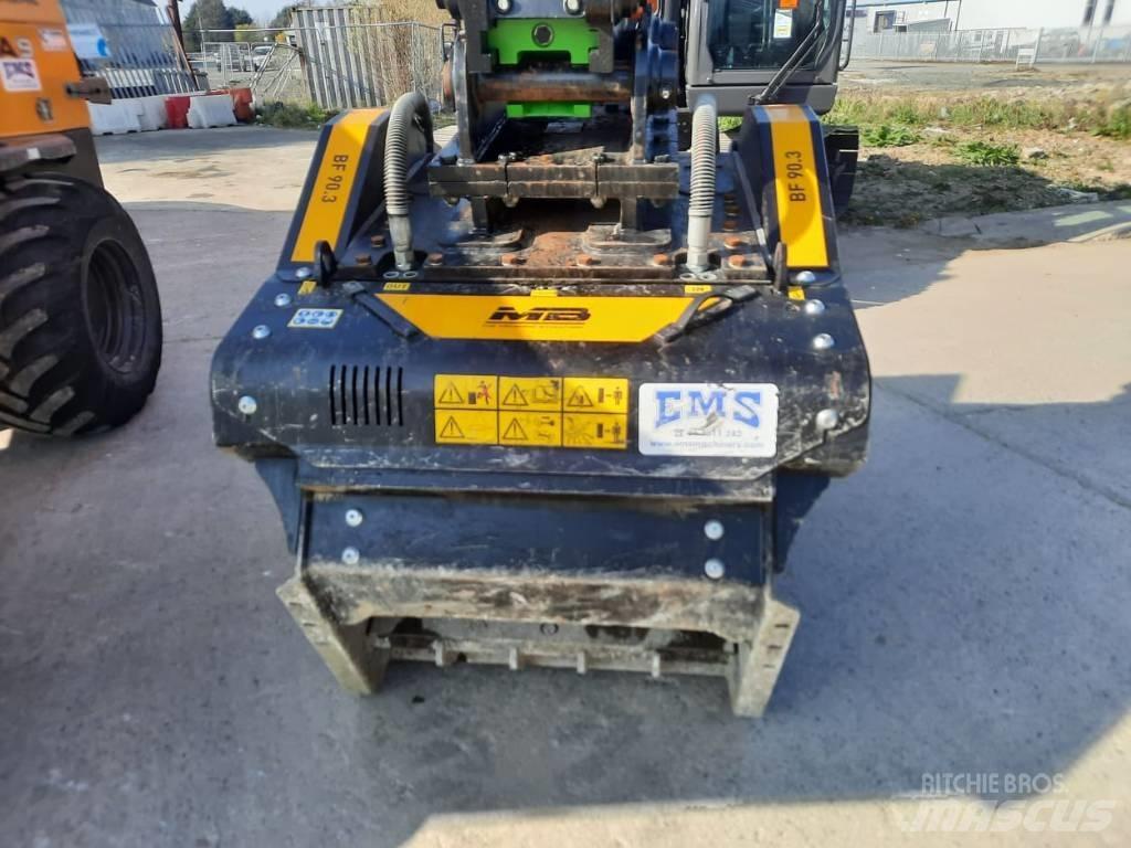 MB Crusher BF 90.3 파쇄 버킷