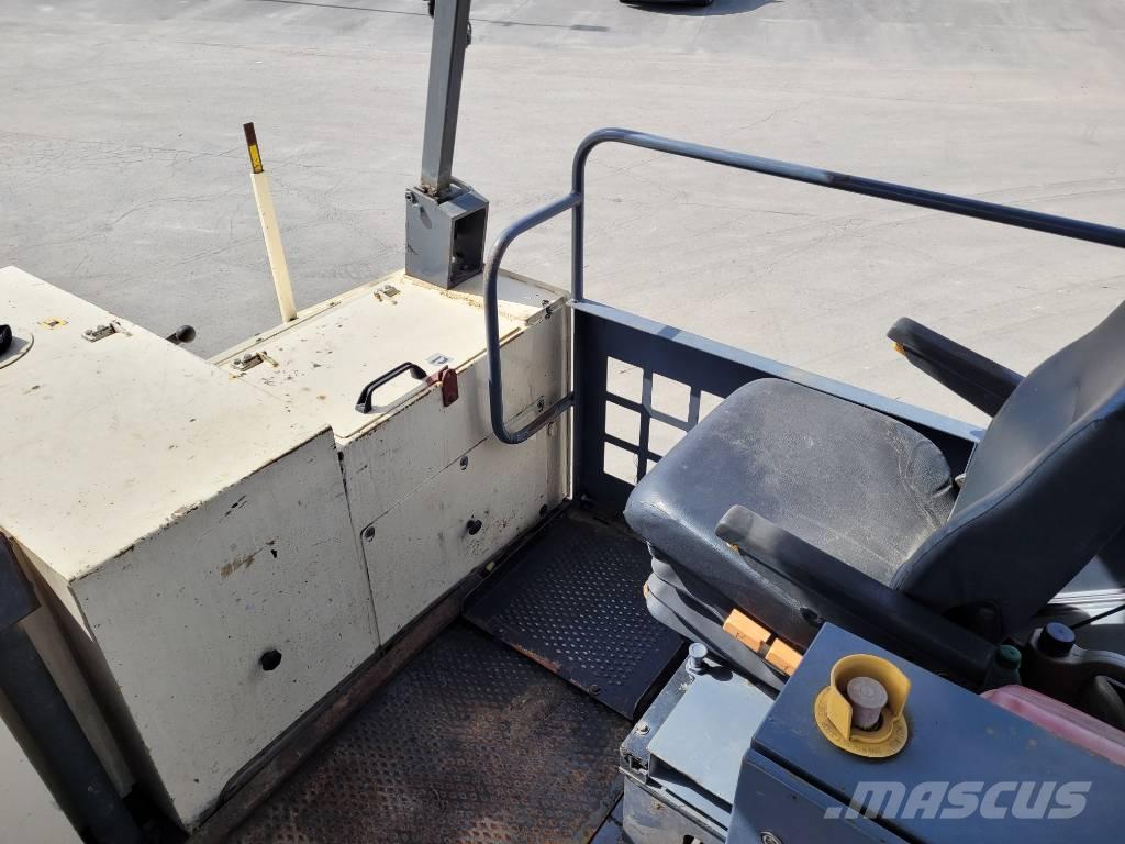 ABG Titan 326 아스팔트 포장장비