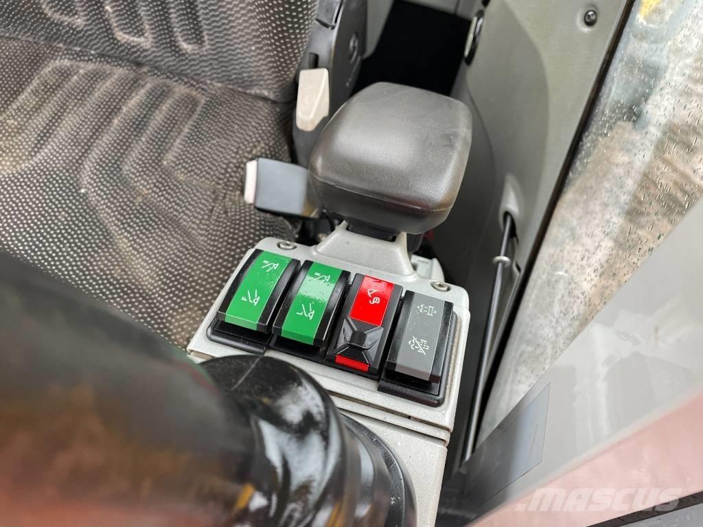 Wacker Neuson EW 100  휠 굴삭기