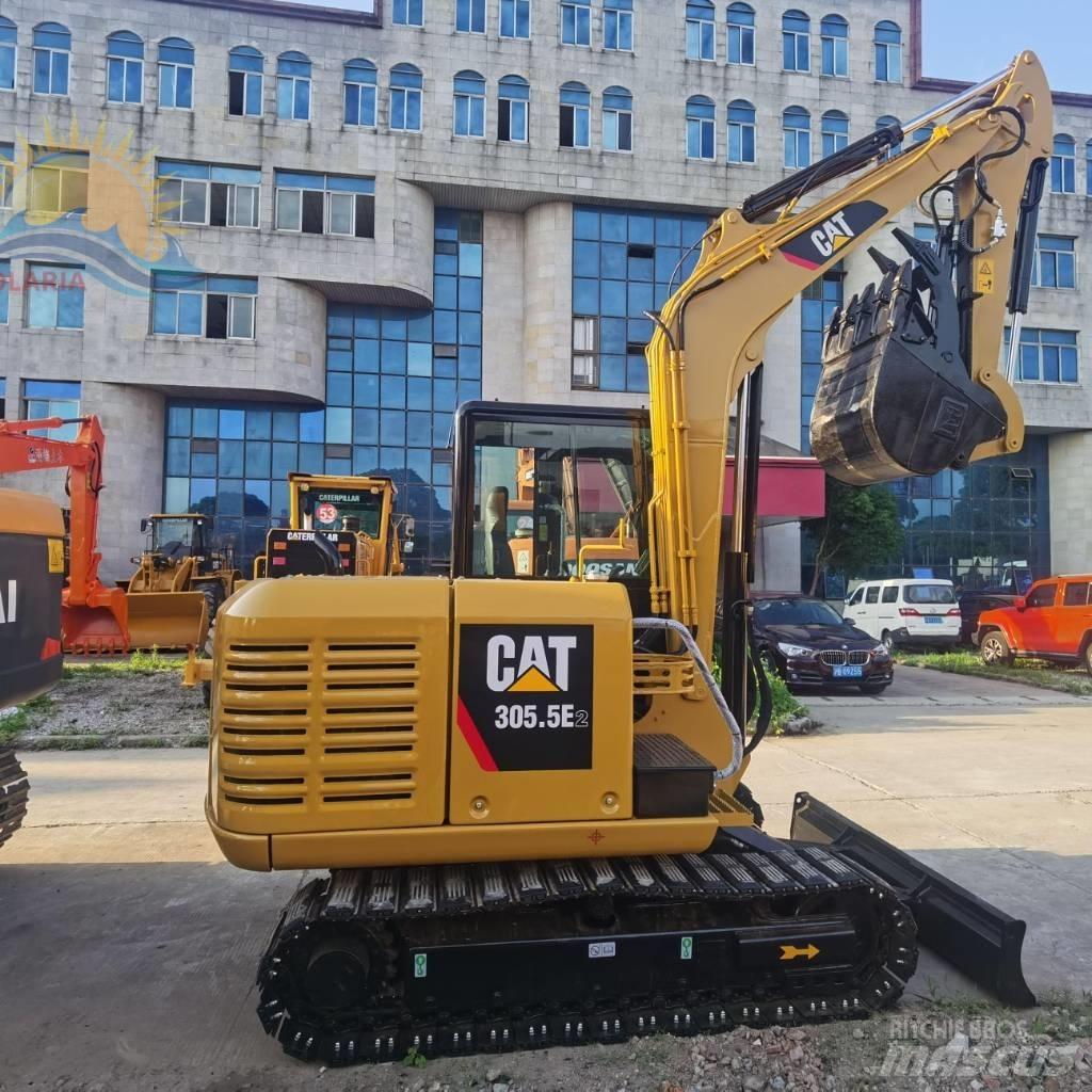 CAT 305.5 E 2 소형 굴삭기 7톤 미만