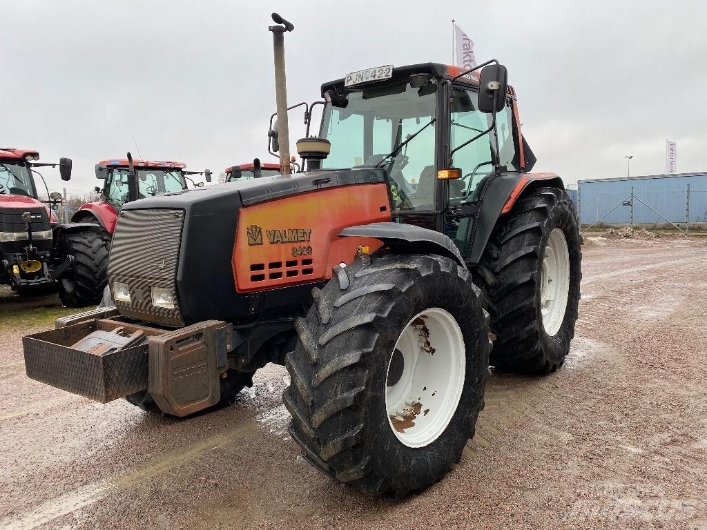 Valtra Valmet 8400 트랙터