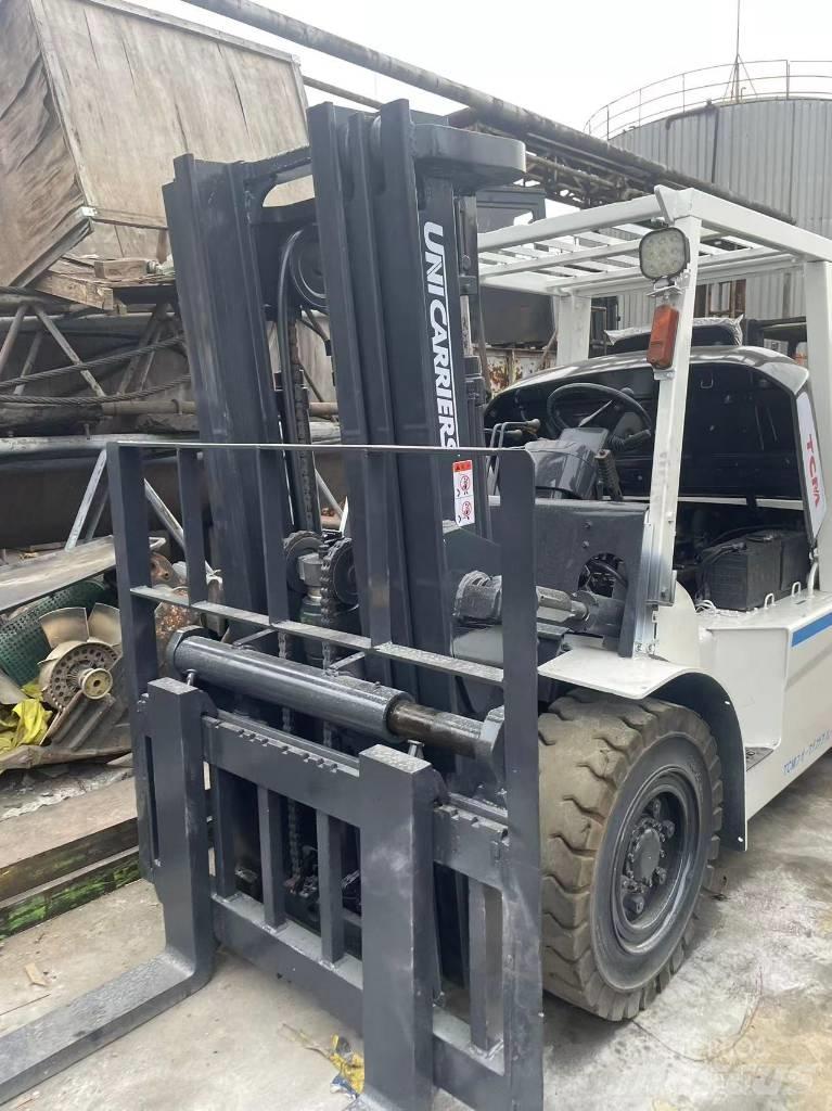 TCM 5 TON 디젤 지게차