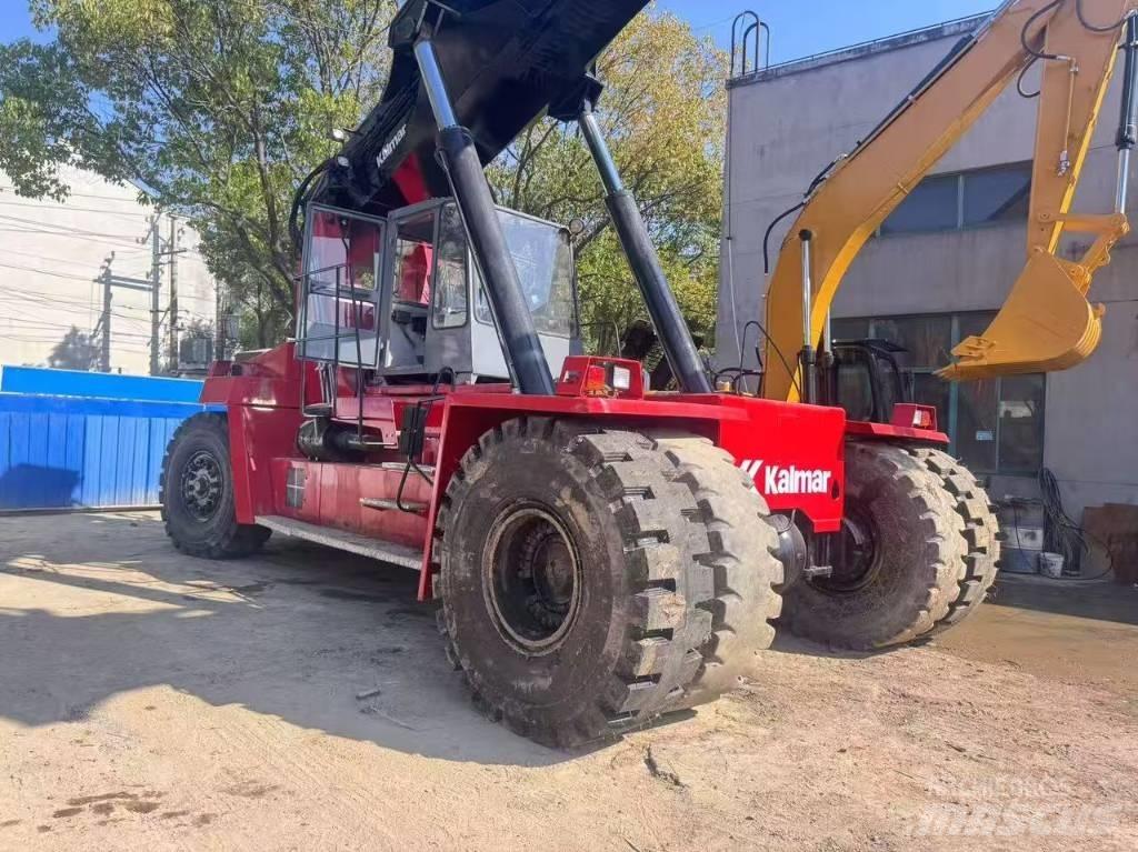Kalmar DRT 450 리치 스태커