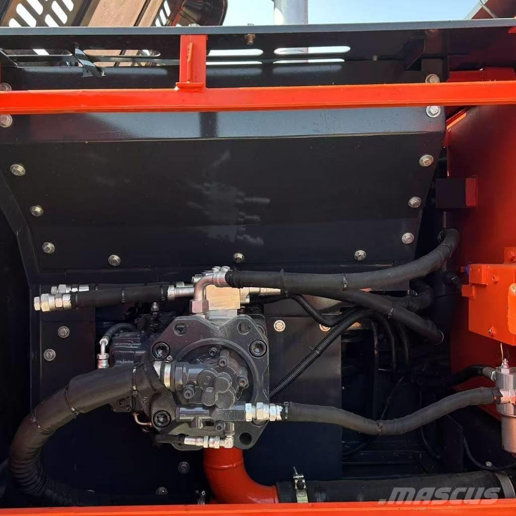 Doosan 225LC-9c 대형 굴삭기 29톤 이상