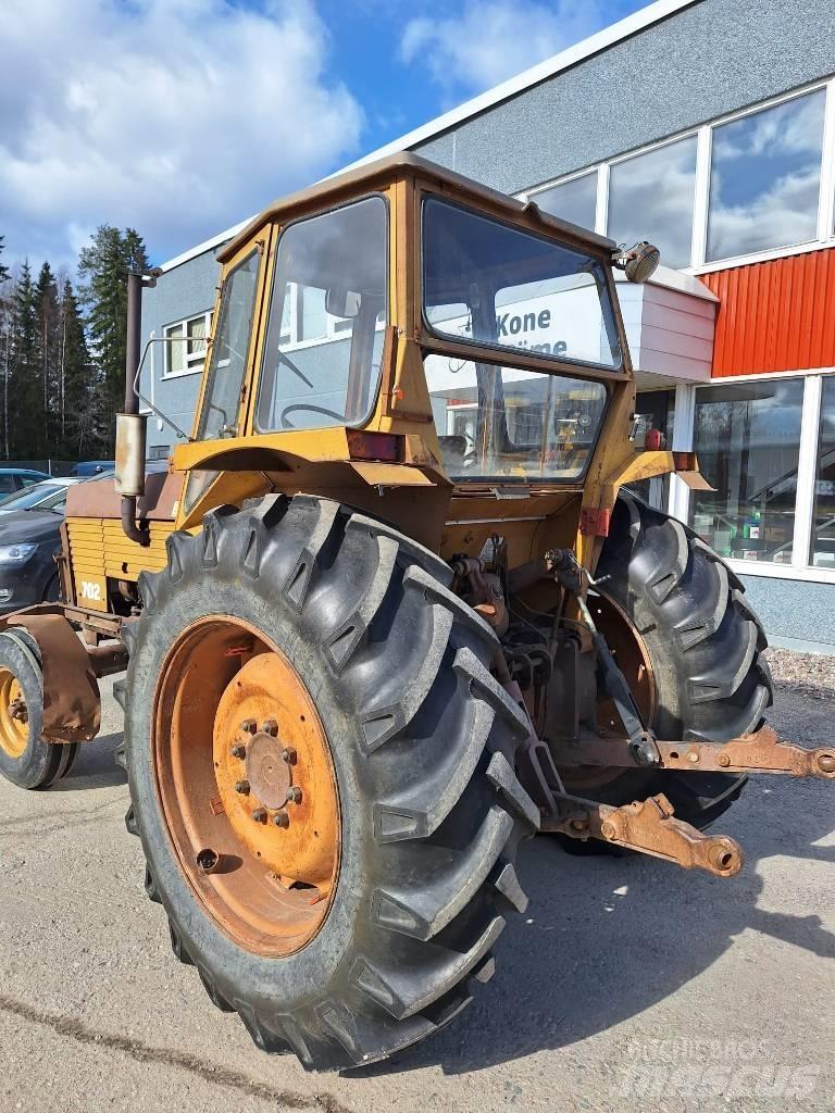 Valmet 702 트랙터
