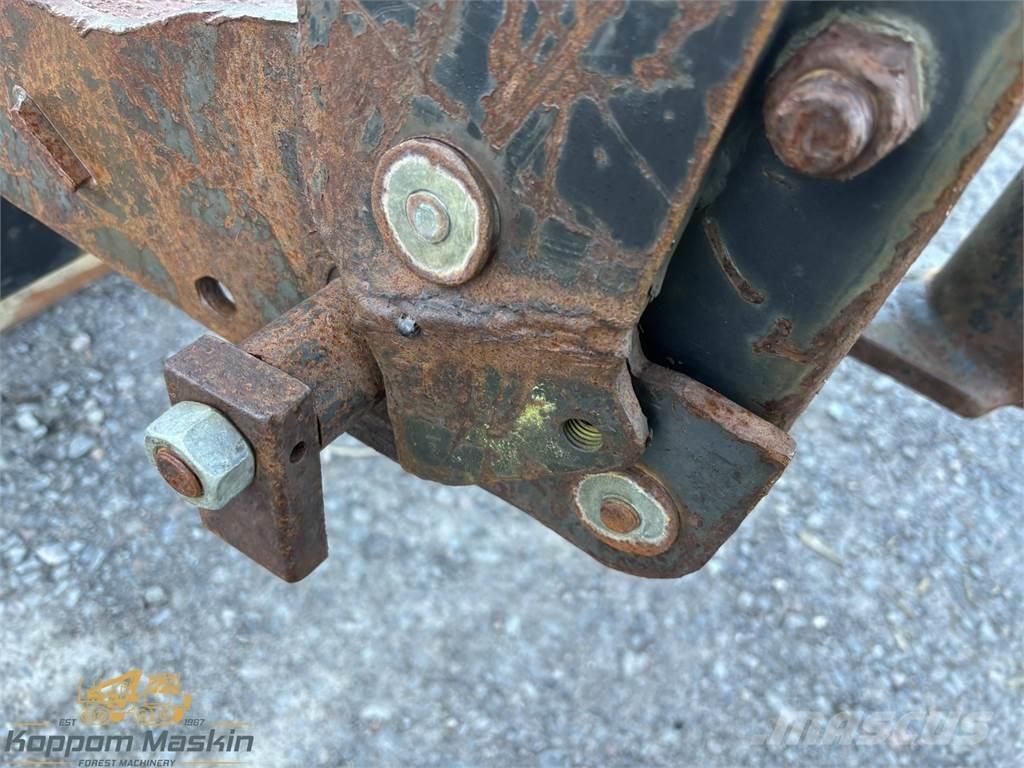 Valmet 890.1 기타 구성품