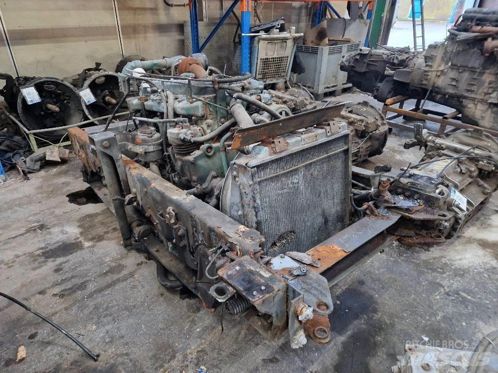 Volvo D6 엔진